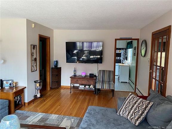 5th image of 1157 Hartford Tpke