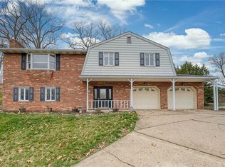 234 Geneva Dr, Aliquippa, PA 15001
