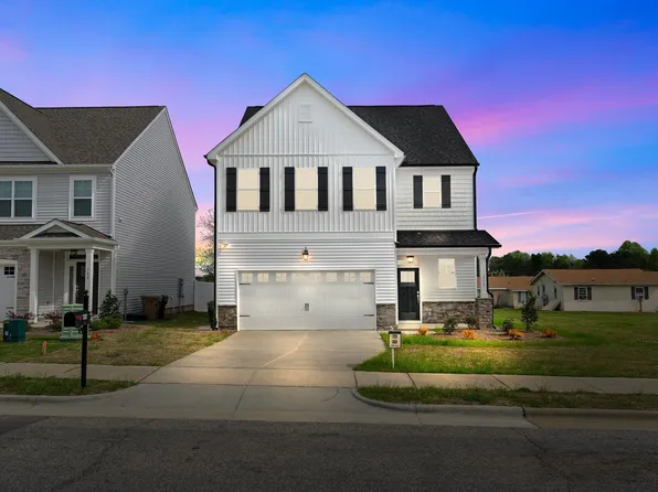 332 Everette Ave, Clayton, NC 27520