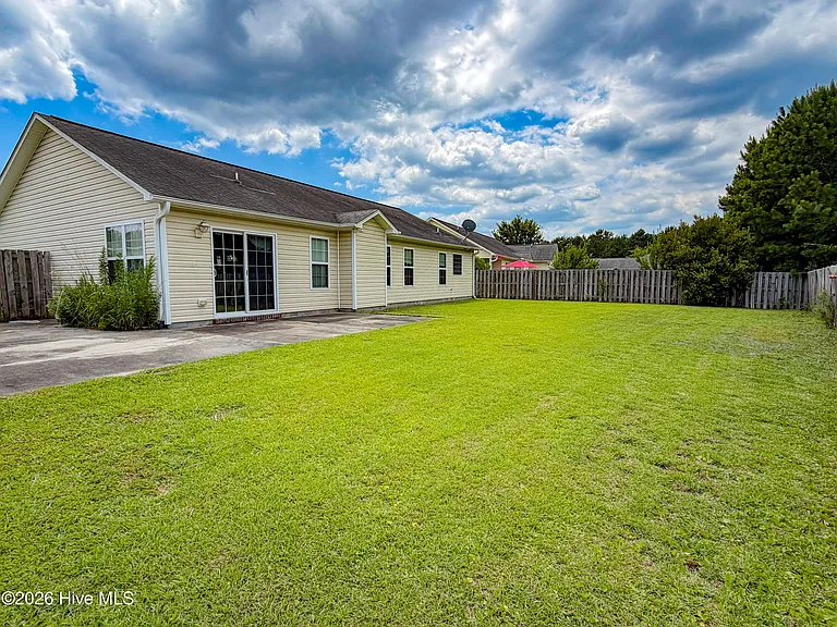 205 Wynbrookee Ln — Photo 6
