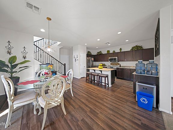 5th image of 2546 N 73RD Drive