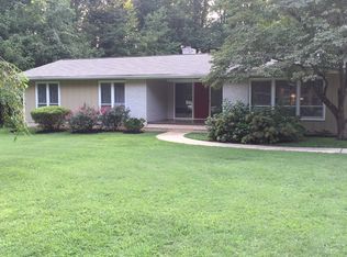 2715 Glenhaven Ln, Winston Salem, NC 27106