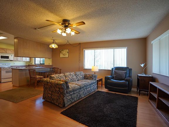 5th image of 206 Shirley Court
