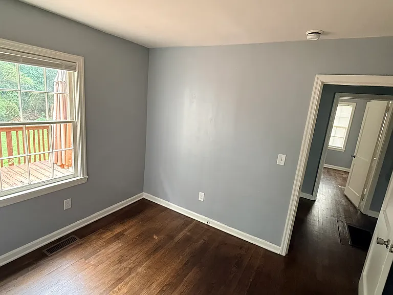 1950 Neely Ave — Photo 16