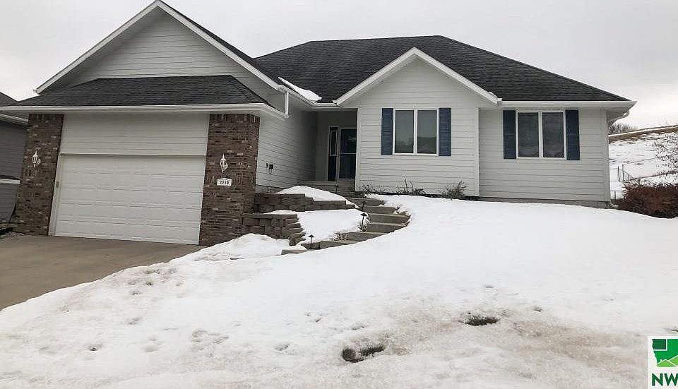 1st image of 2216 Pueblo Ct