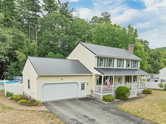 2nd image of 14 Burnside Ln