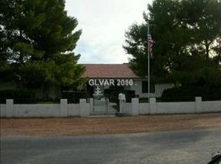 6015 Ponderosa Way, Las Vegas, NV 89118