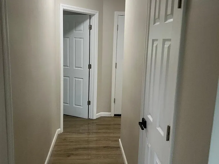 33 Harding St — Photo 2