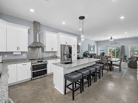 12th image of this home