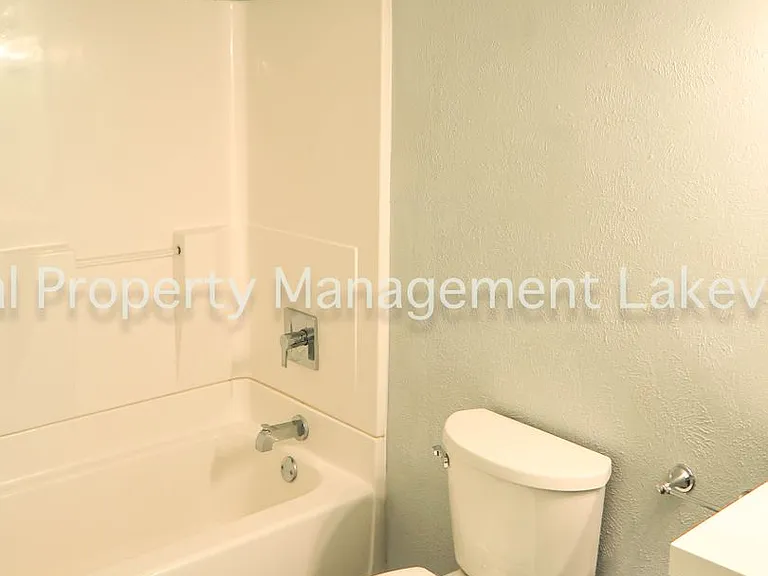 534 Oldbridge Dr — Photo 11