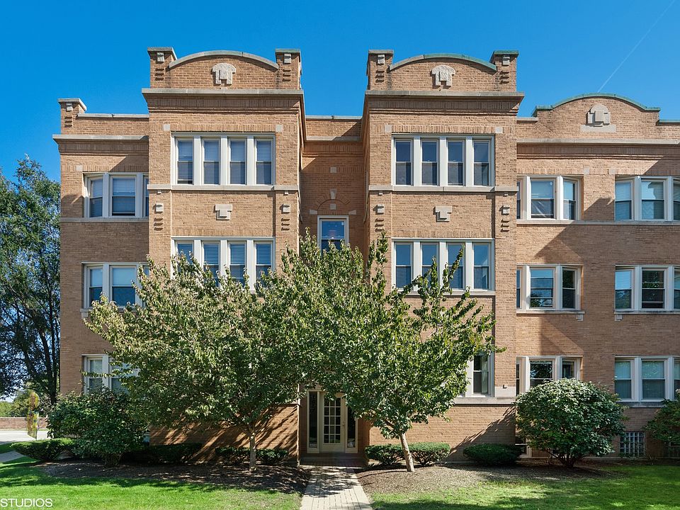1st image of 4057 N Southport Ave #2