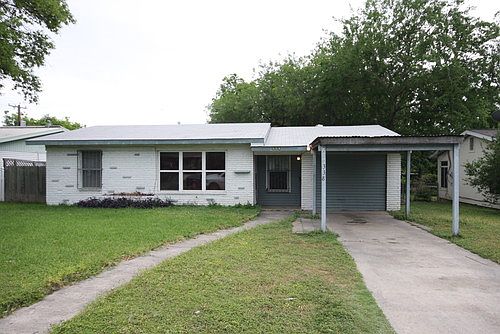 1st image of 338 Addax Dr