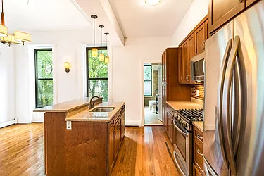 Rented by Century 21 Metropolitan