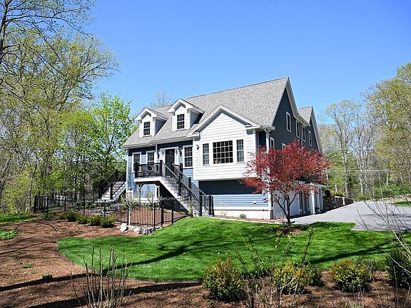 2nd image of 60 Harding St #C