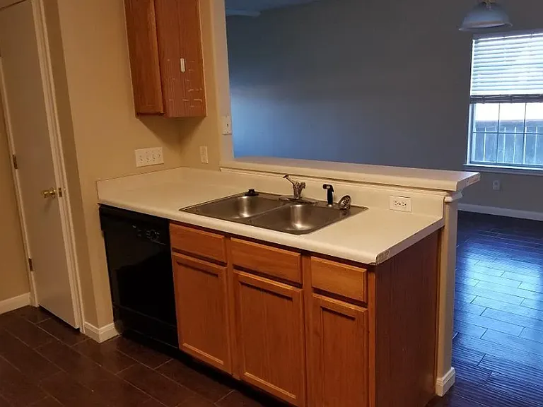 2801 Southampton Way #A — Photo 12