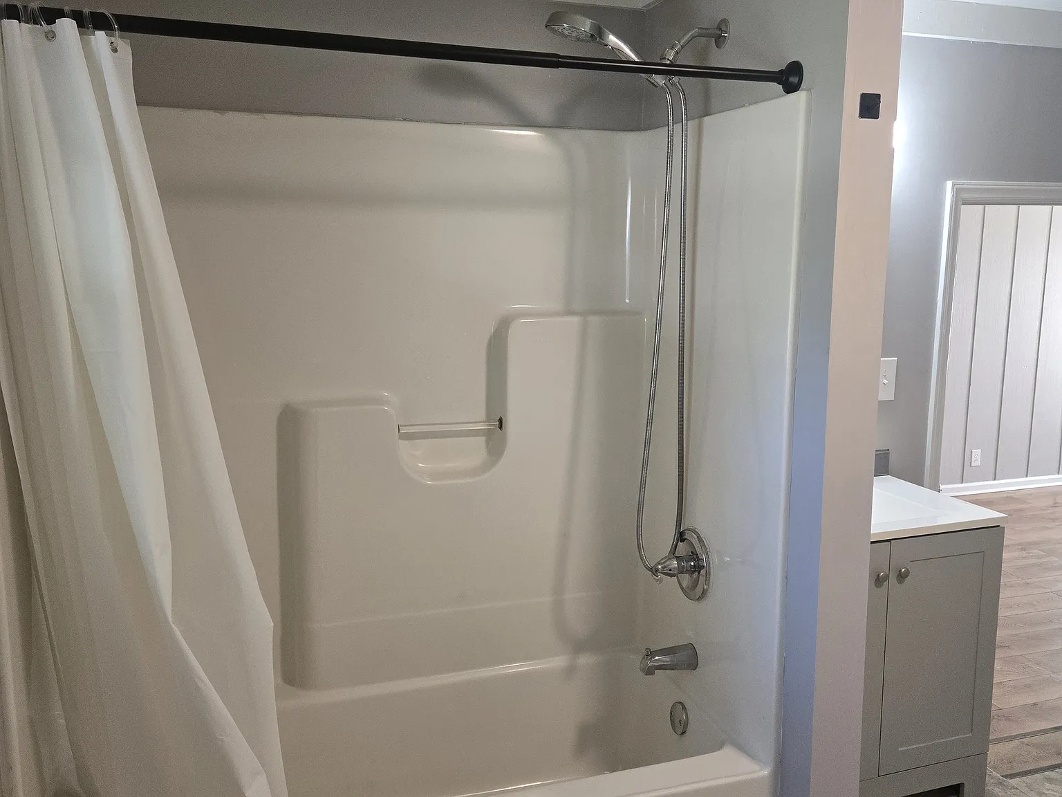 1 bed, 500 sqft, $800 — Photo 4