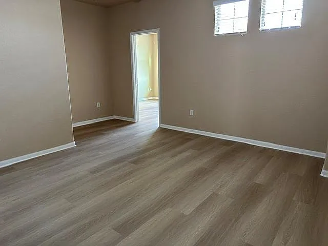 2880 Donnell Dr #3701 — Photo 11