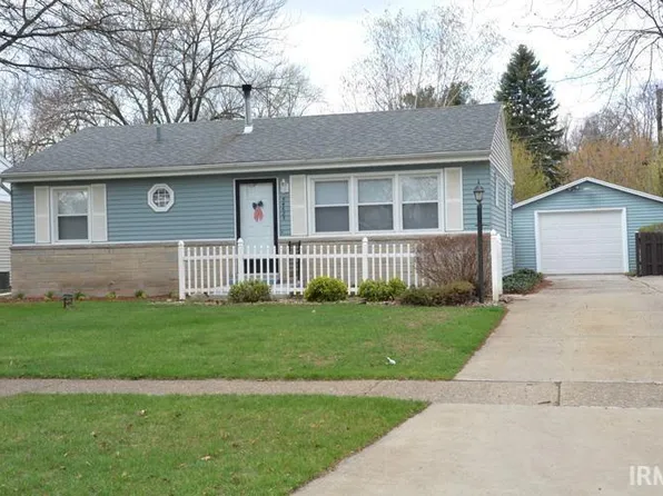 54625 27th St, South Bend, IN 46635