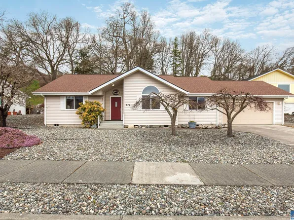 872 E Oak St, Sequim, WA 98382