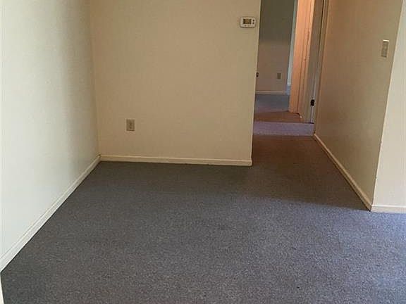 5th image of 4003 Governors Sq #10