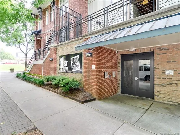 1101 W 1st St APT 308, Charlotte, NC 28202