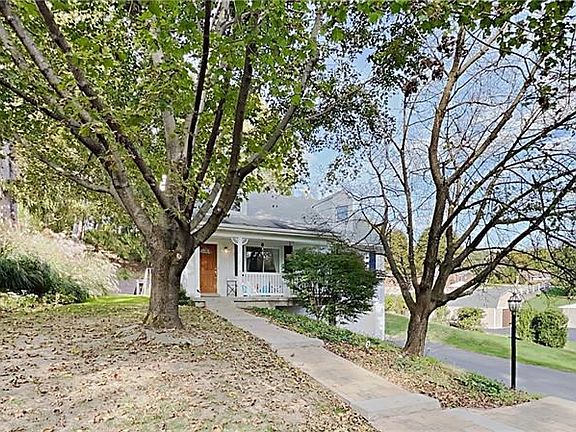 2nd image of 2937 Kilcairn Ln