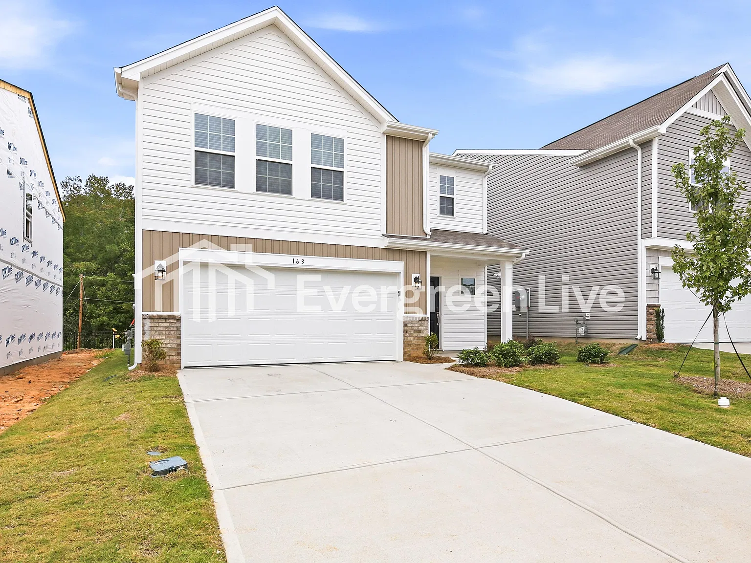 4 bed, 3.0 bath, 1955 sqft, $1,750 — Photo 2