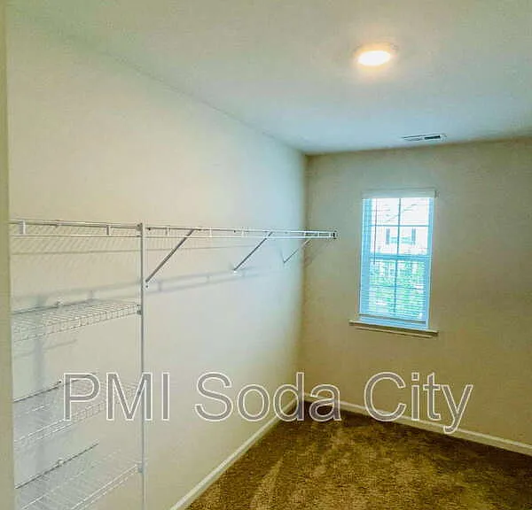 173 Dunham Rd — Photo 38