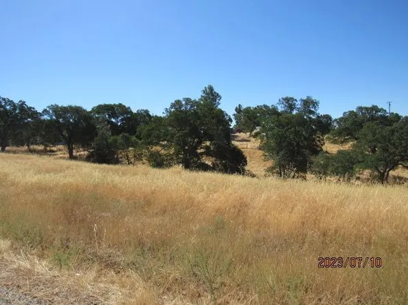 8529 Stinson View Rd, Valley Springs, CA 95252