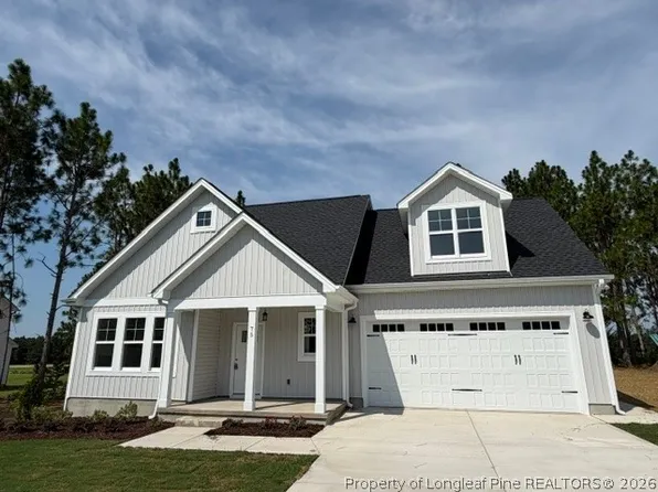 75 N Rabbit Run Dr, Smithfield, NC 27577