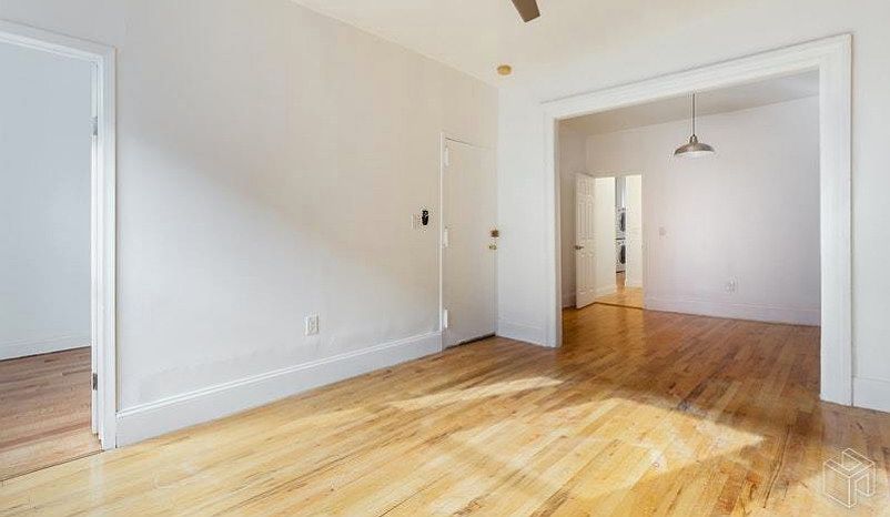 1st image of 196 Underhill Ave #3