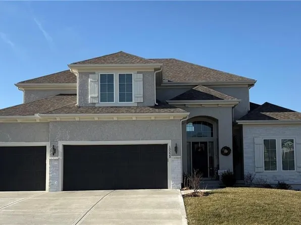 10220 N Oakland Ave, Kansas City, MO 64157