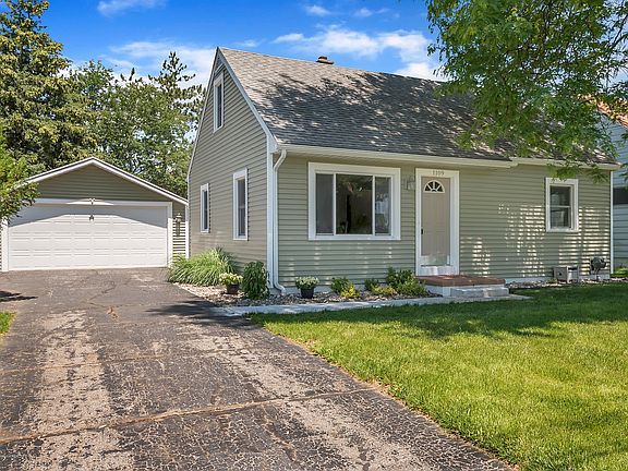2nd image of 1109 Willemma St