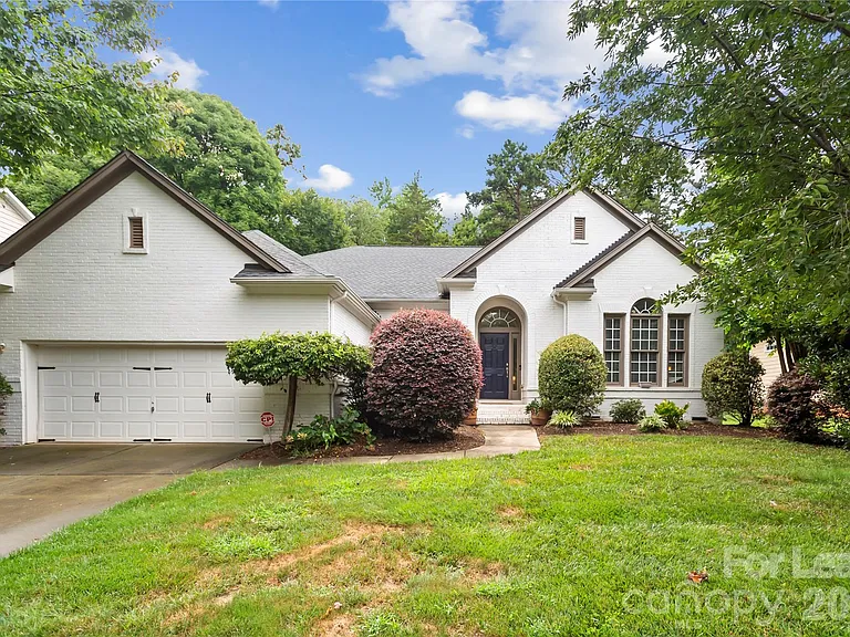 8804 Brentfield Rd — Photo 2