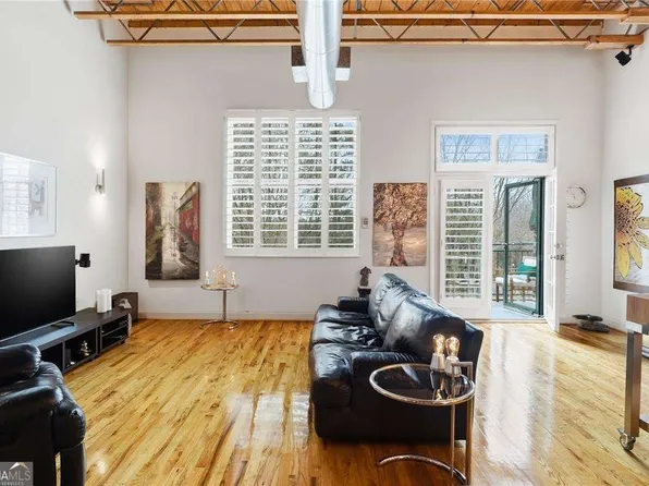 1843 Liberty Ln, Roswell, GA 30075