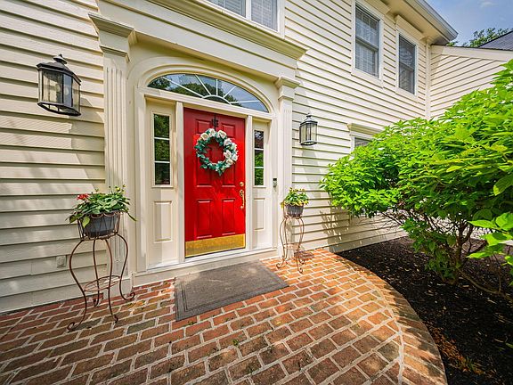 4th image of 5652 Fawnbrook Ln
