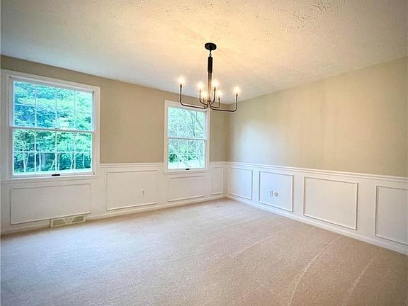 4th image of 10232 Old Orchard Dr
