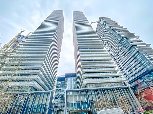 50 Charles St E Photo 1