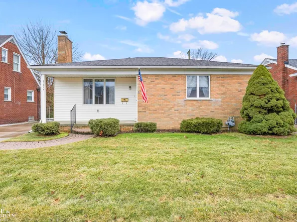 21306 Brierstone St, Harper Woods, MI 48225