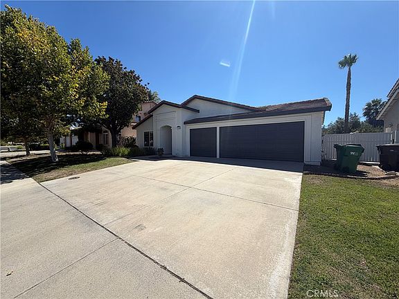 2nd image of 37280 Huckaby Ln