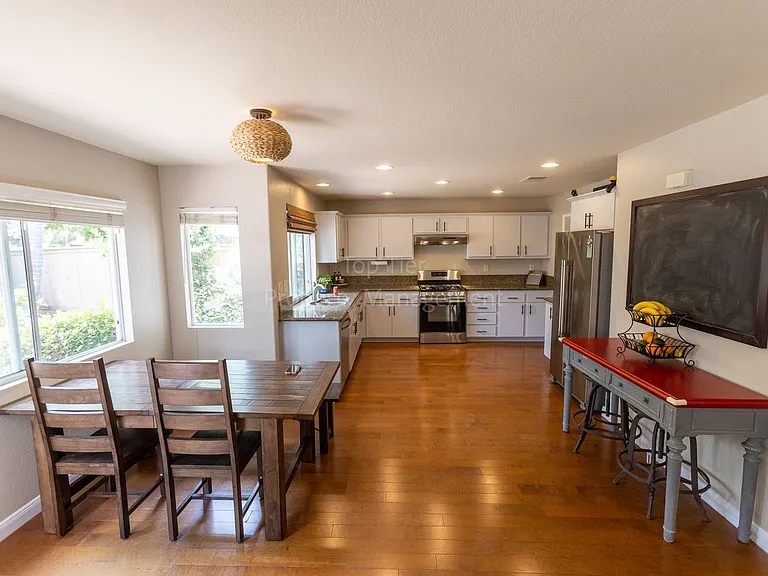 317 Spring Canyon Way — Photo 7