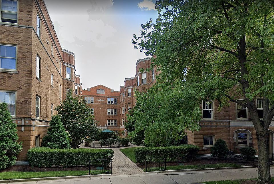 2nd image of 617 W Washington Blvd #1N