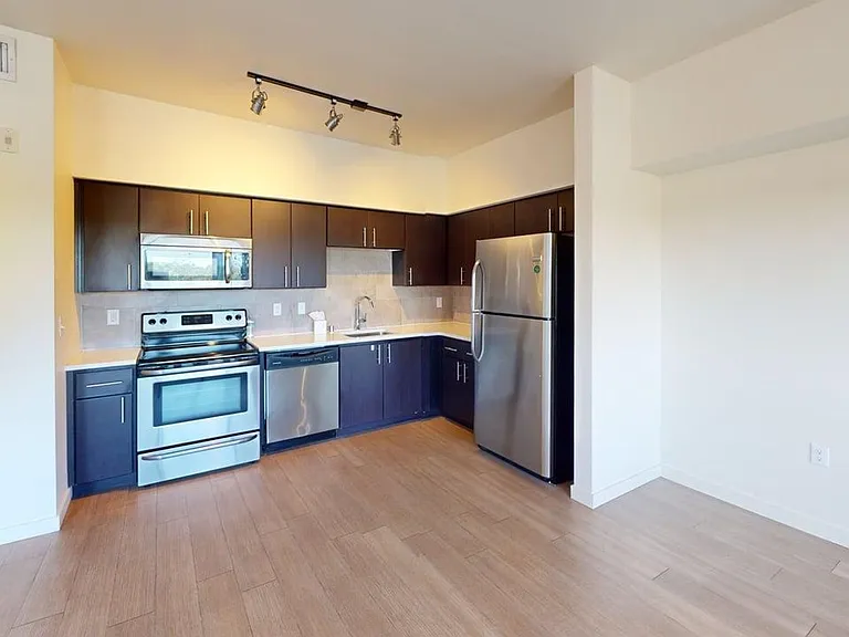 Platinum Apartments — Photo 37