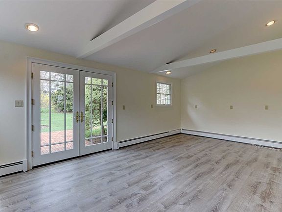 3rd image of 10 Paula St