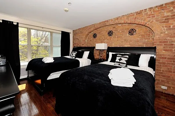 Rented by Eisenberg Exclusives | media 50