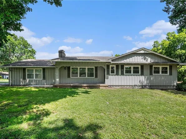 4511 Claremont Ave, Kansas City, MO 64133