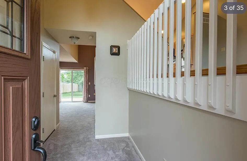 3 bed, 2.5 bath, 1456 sqft, $2,400 — Photo 2