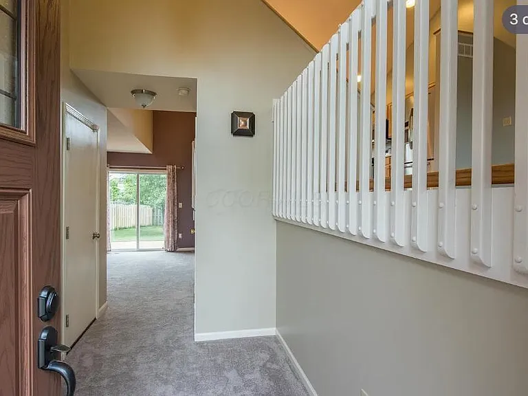 5499 Glenchester Dr — Photo 2