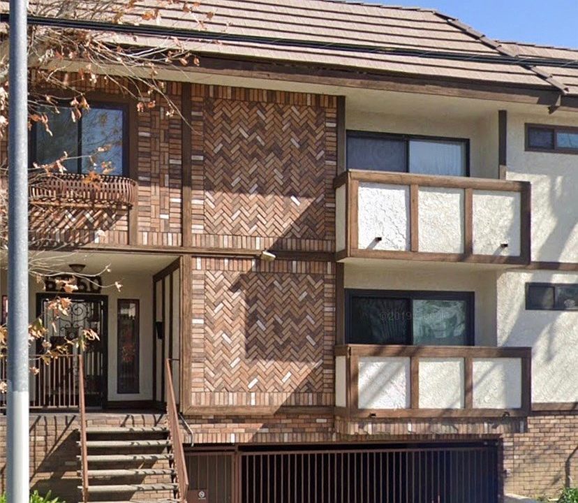 1st image of 6250 Fulton Ave APT 102
