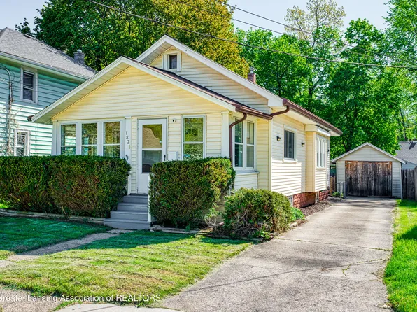 1823 Delevan Ave, Lansing, MI 48910